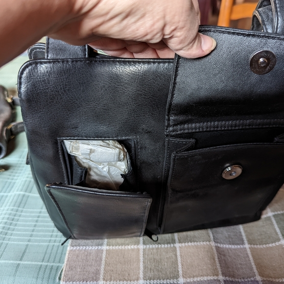 Rosetti Black purse - Picture 7 of 7